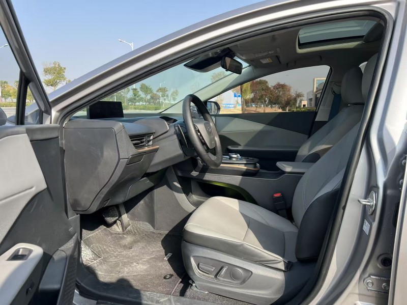 盐城25年丰田BZ3Pro4