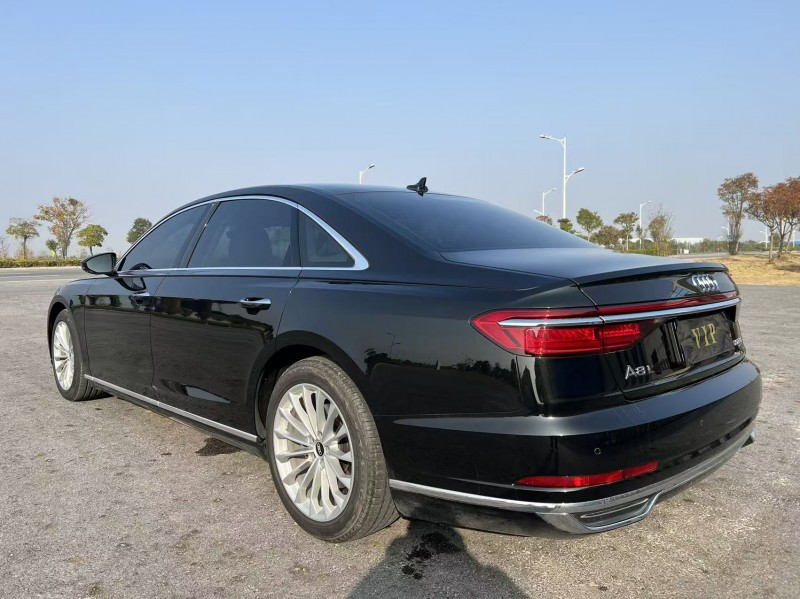 盐城22年奥迪A8L8