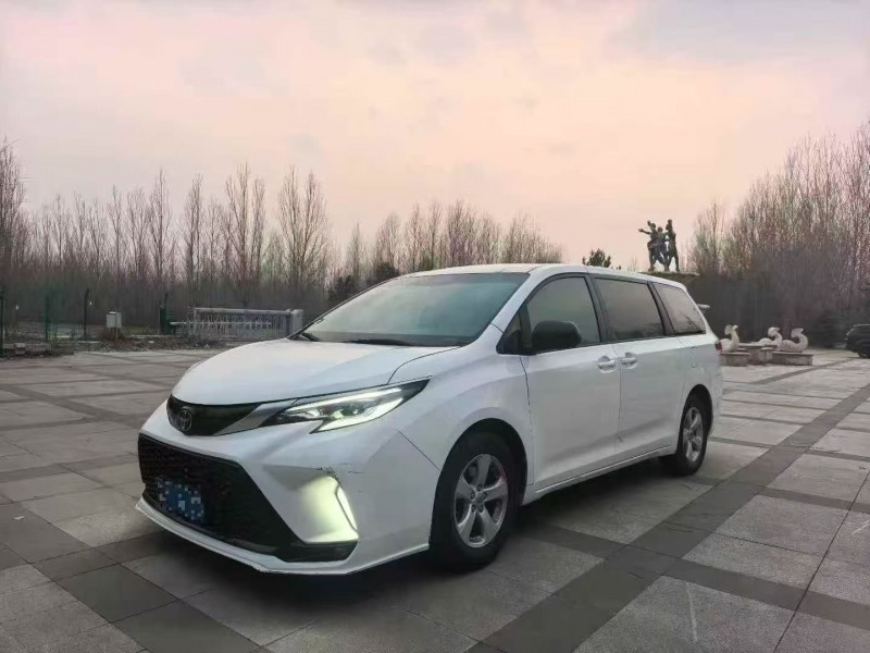 潍坊20年丰田塞纳3