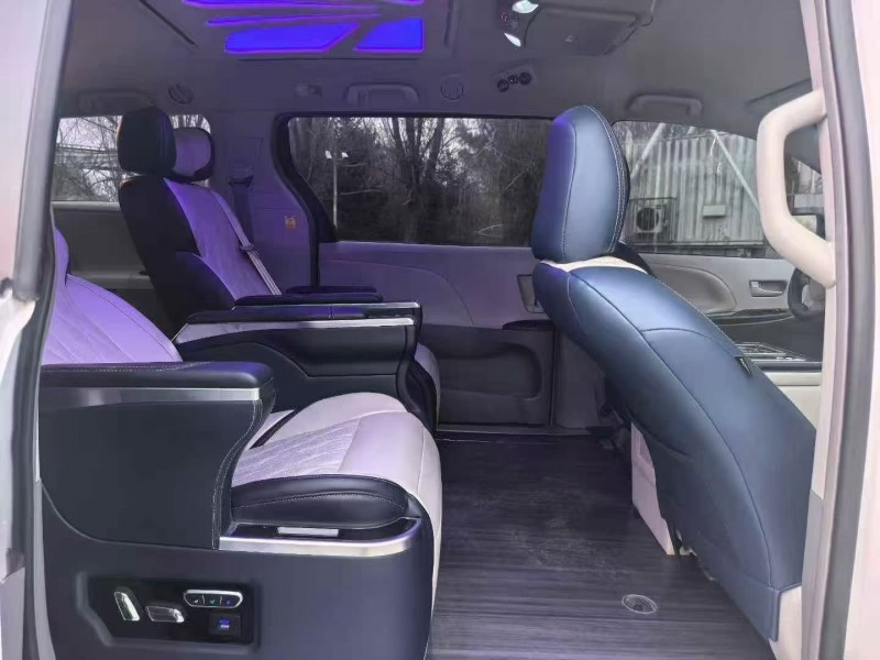 潍坊20年丰田塞纳6