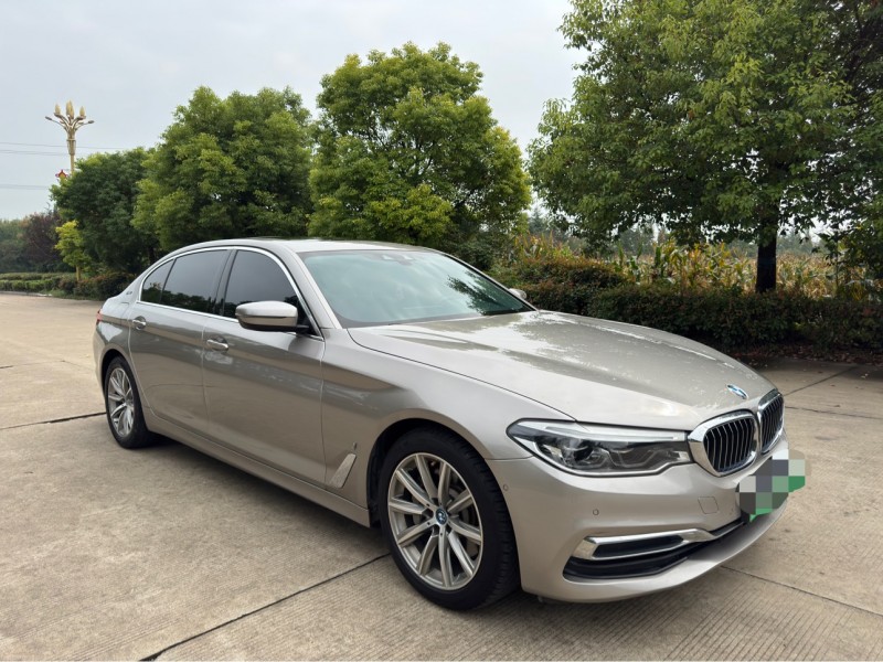 盐城19年宝马5系3