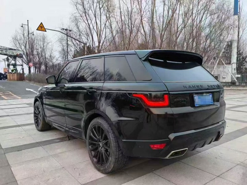 东营21年路虎揽胜运动7