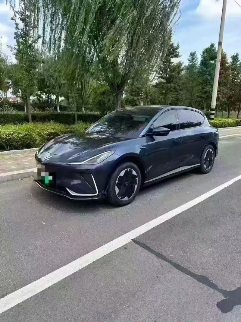 泰安24年智己LS72