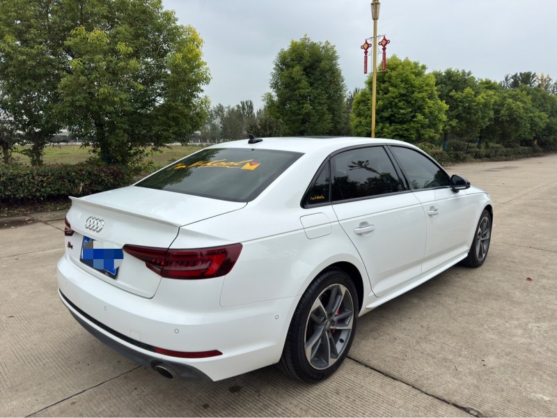 盐城18年奥迪A4L4