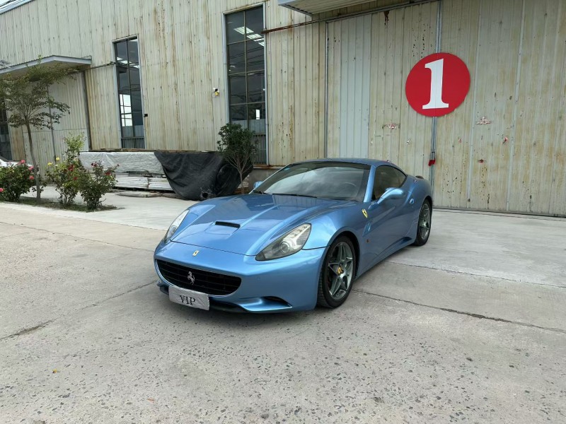 徐州13年法拉利California2