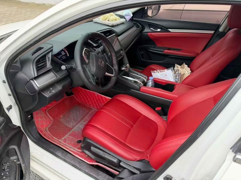 泰安19年本田思域9