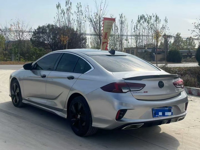 菏泽22年别克君威8