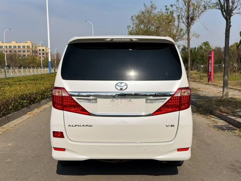 菏泽14年丰田埃尔法7