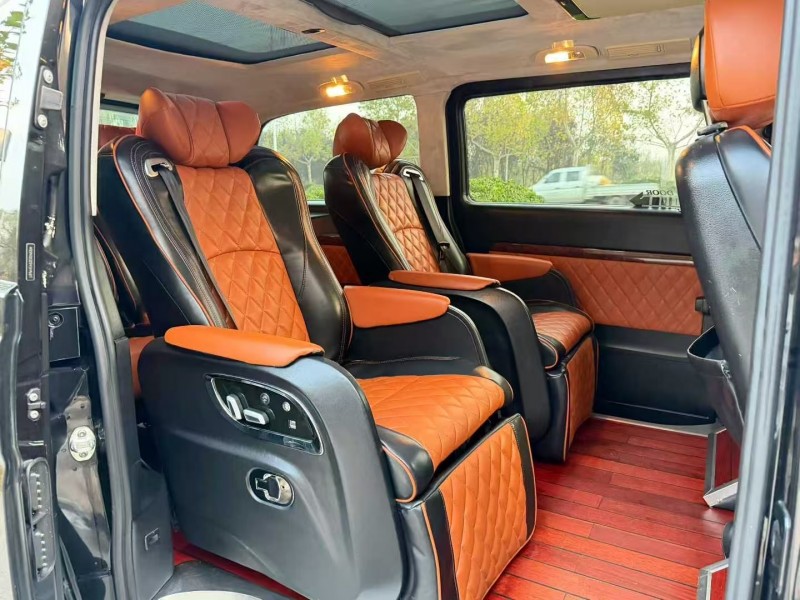 菏泽15年奔驰唯雅诺3