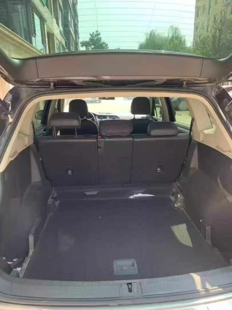 潍坊20年大众途观7