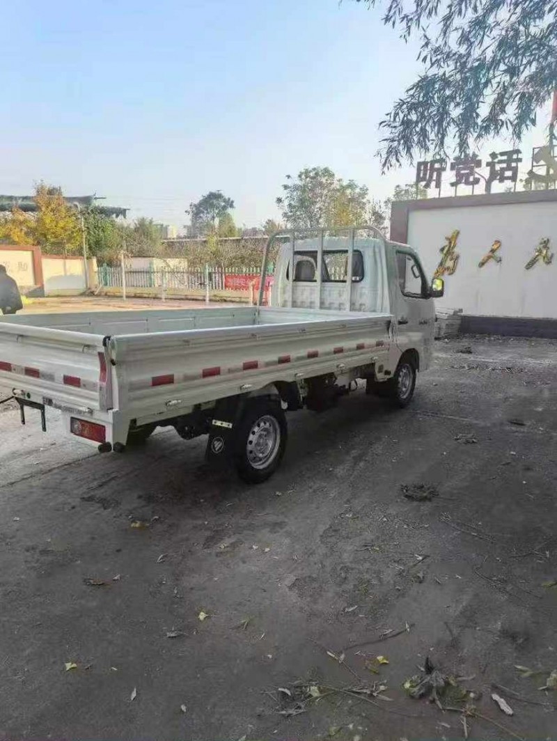 潍坊25年福田祥菱7