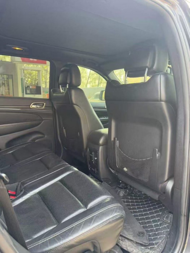 菏泽14年Jeep大切诺基3