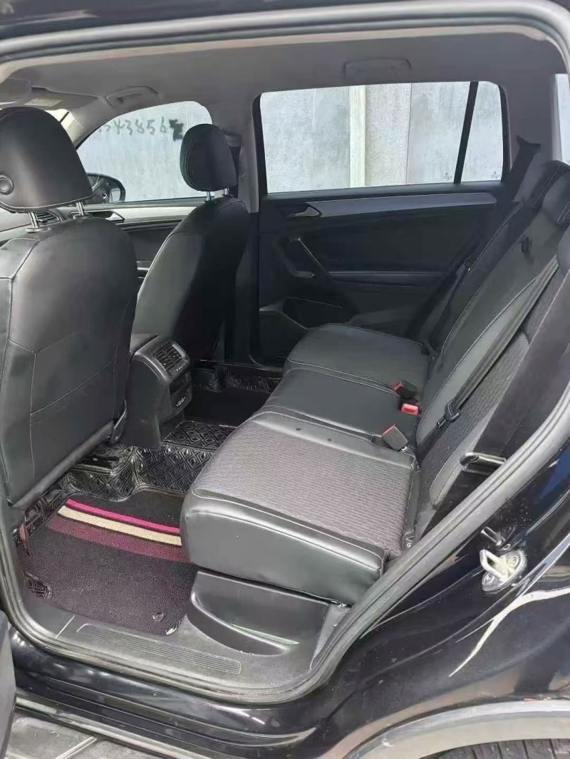 温州19年大众途观5