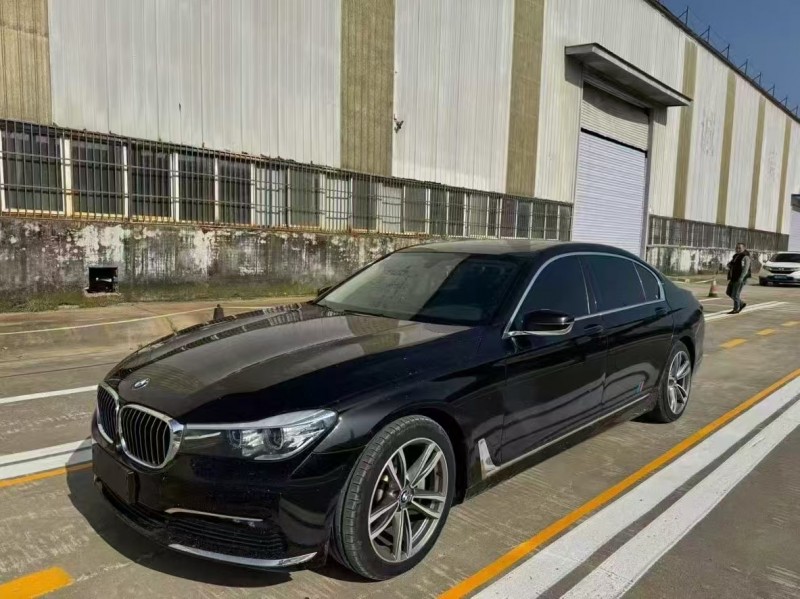 菏泽19年宝马7系3