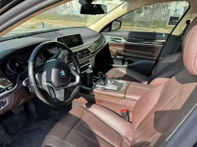 菏泽19年宝马7系6