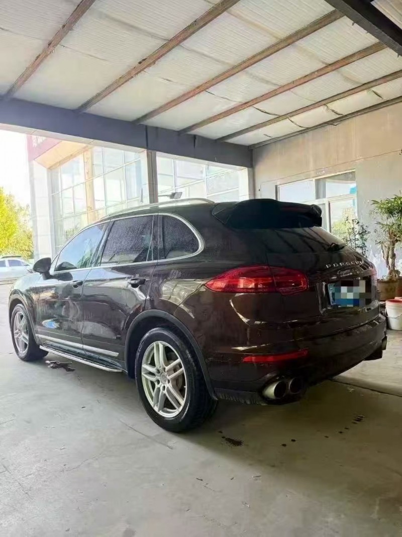 潍坊15年保时捷卡宴6