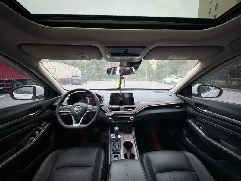 长沙22年日产天籁5