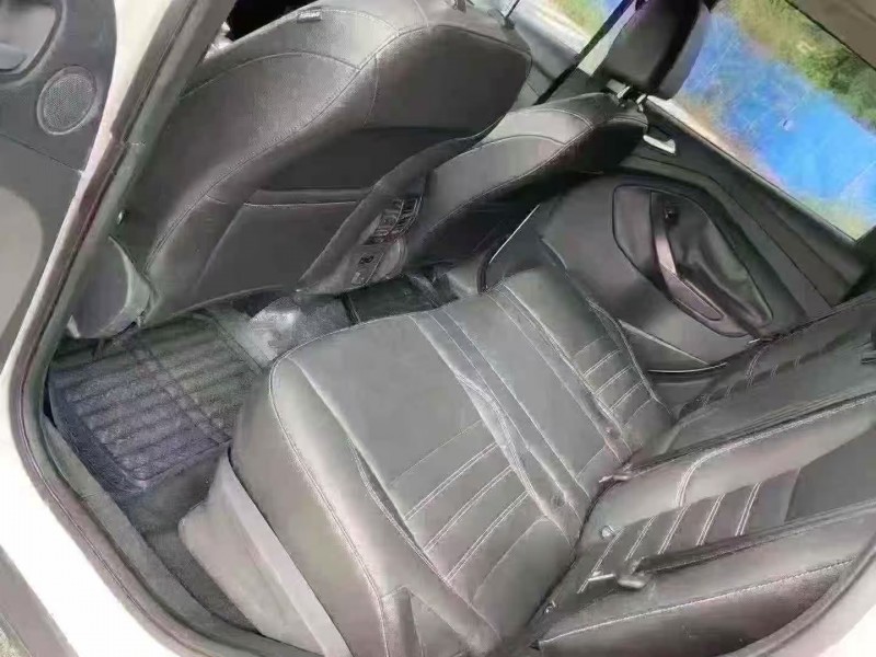 东莞17年福特翼虎4