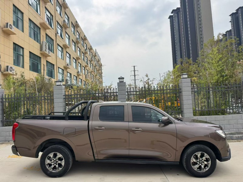 平顶山22年长城汽车炮 皮卡2