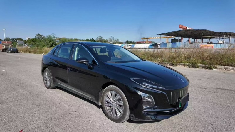 梧州25年红旗E-QM52