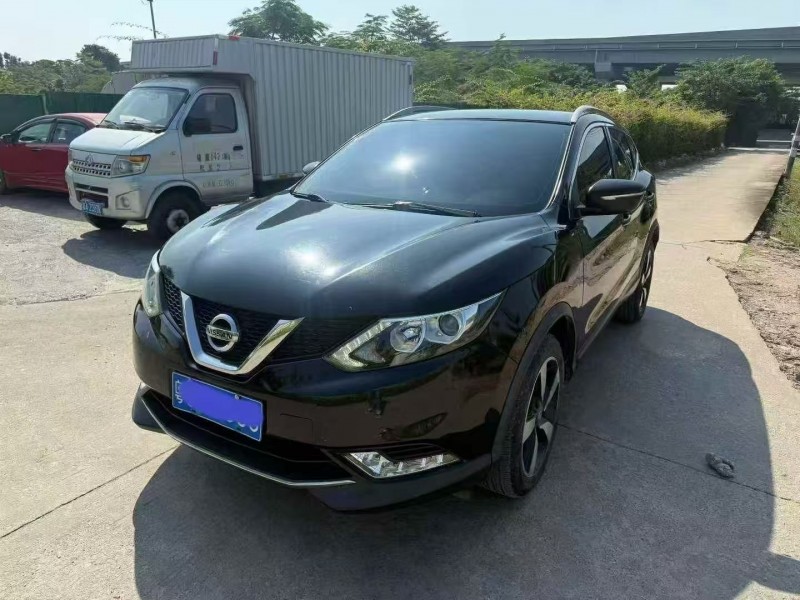 深圳18年日产逍客8