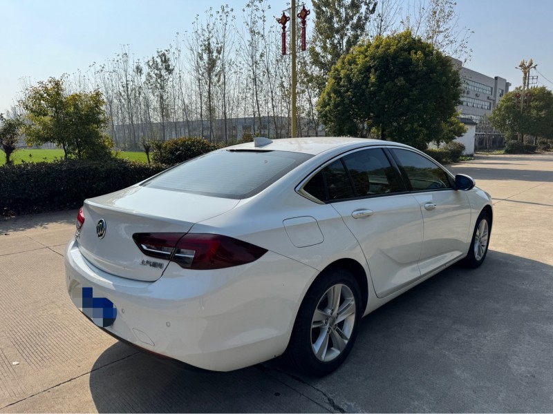 盐城18年别克君威4