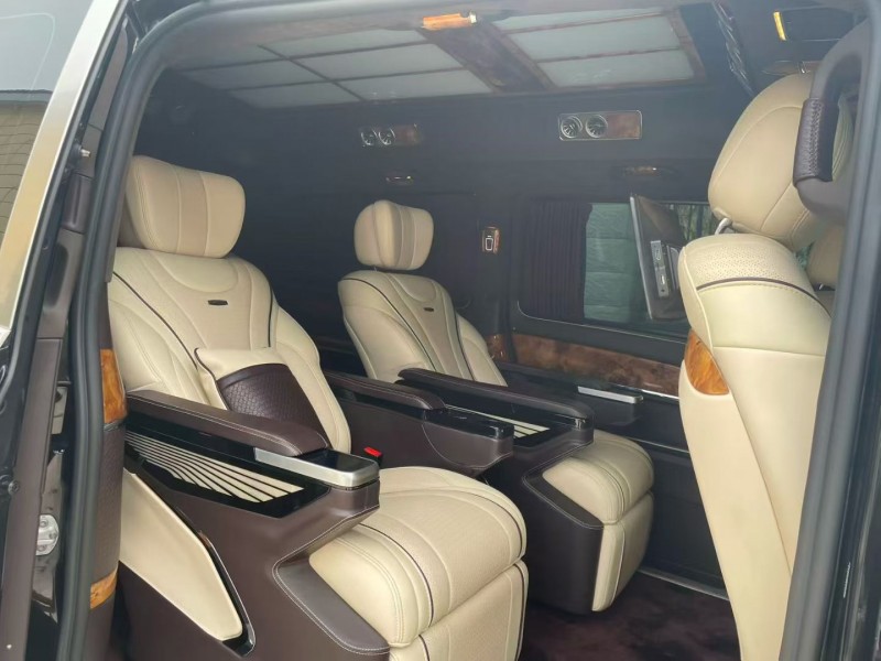 平顶山22年奔驰戴纳肯7