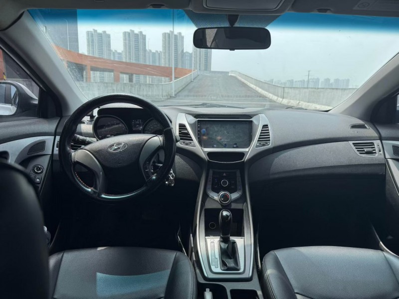 苏州16年现代朗动6