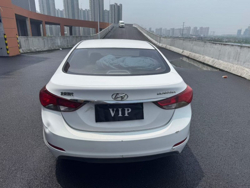 苏州16年现代朗动8