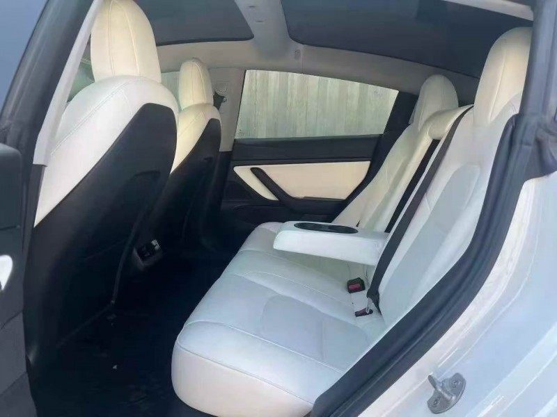 青岛20年特斯拉MODEL 35