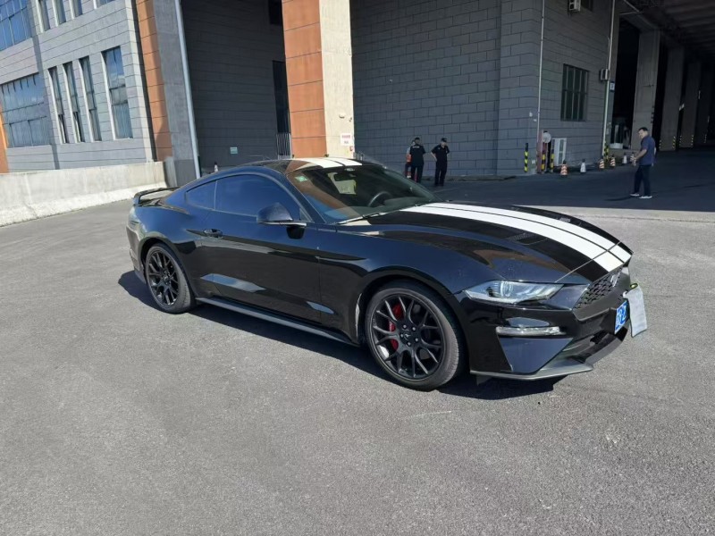 苏州22年福特野马3