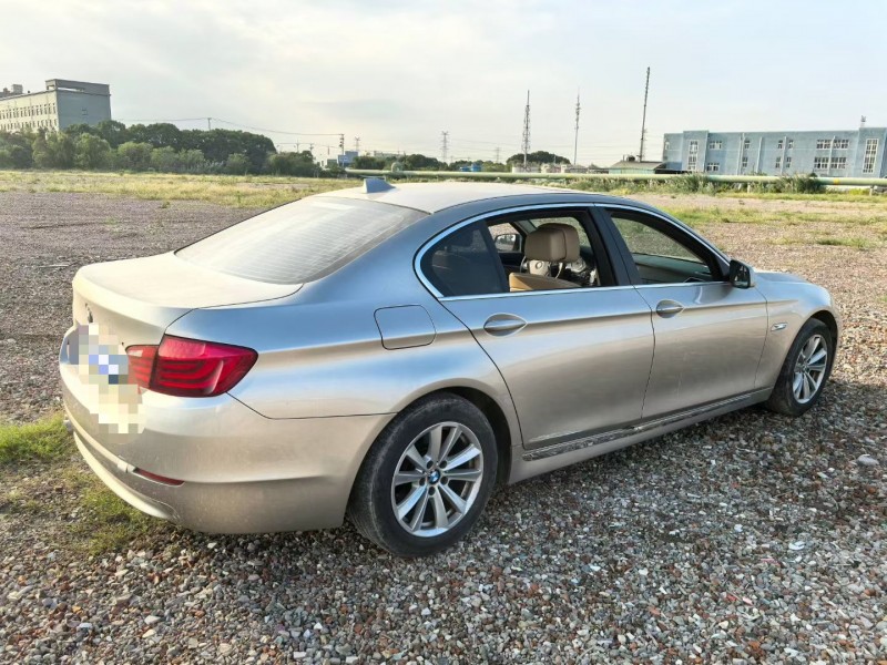 苏州13年宝马5系9