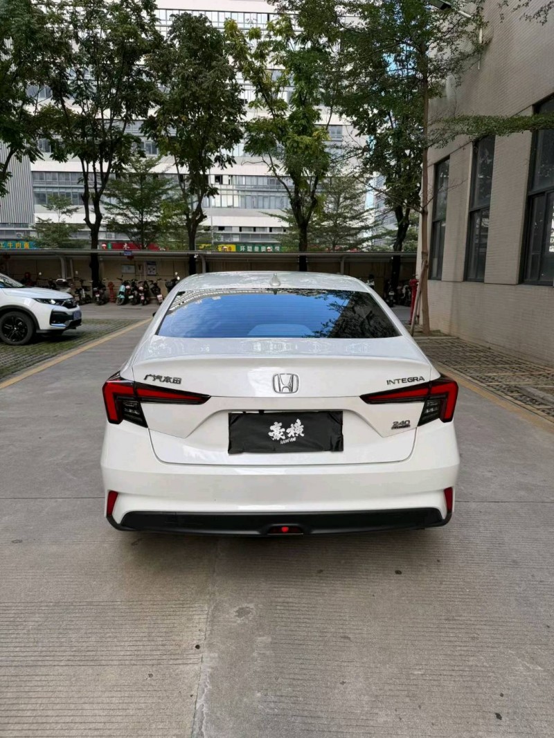 佛山25年本田型格5