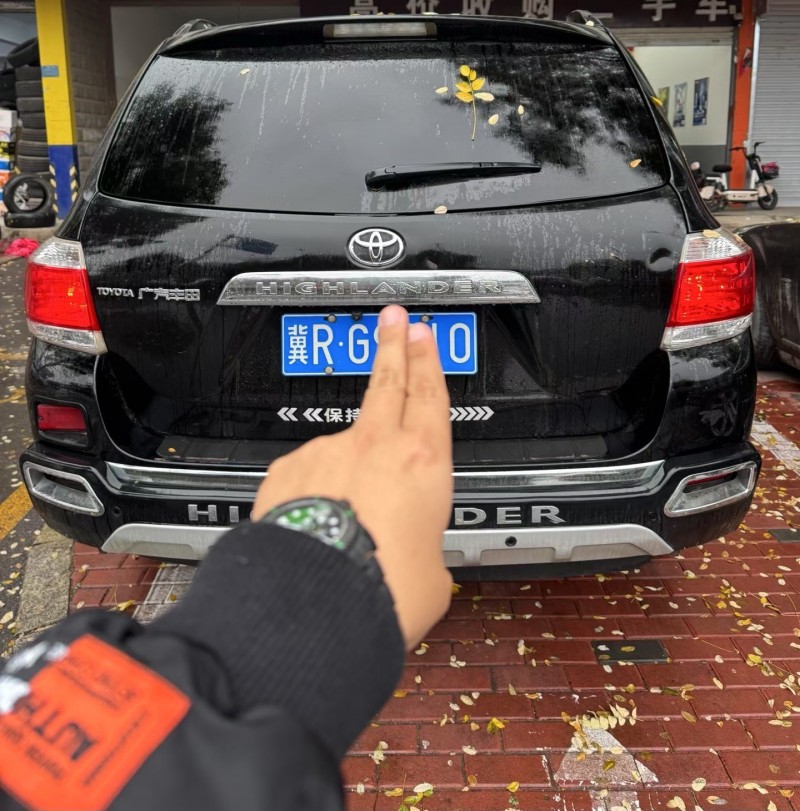 邢台13年丰田汉兰达6