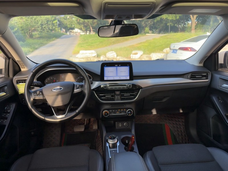 邢台20年福特福克斯6