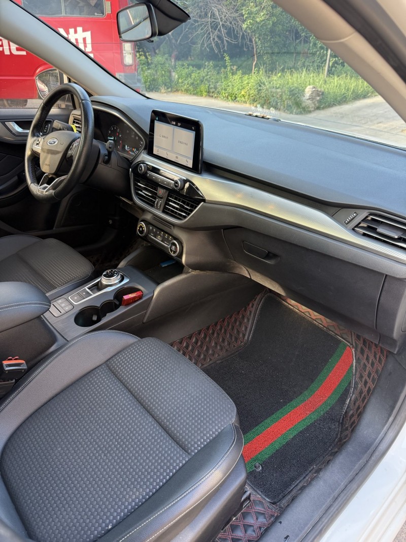 邢台20年福特福克斯7