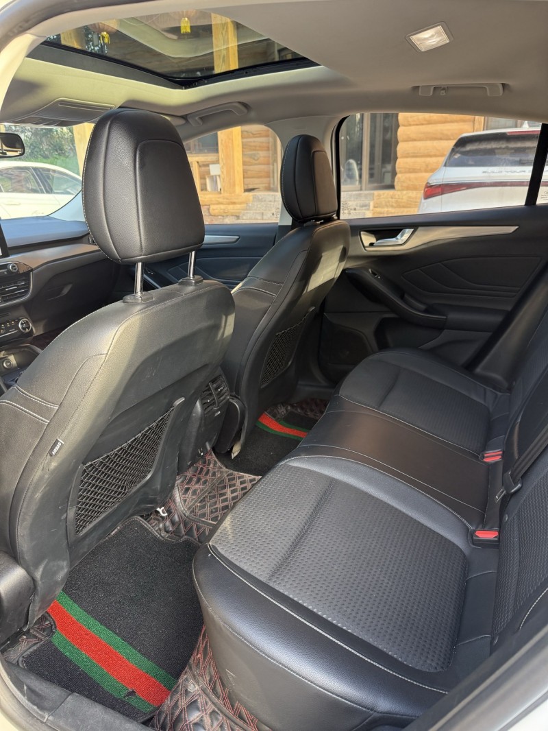 邢台20年福特福克斯8