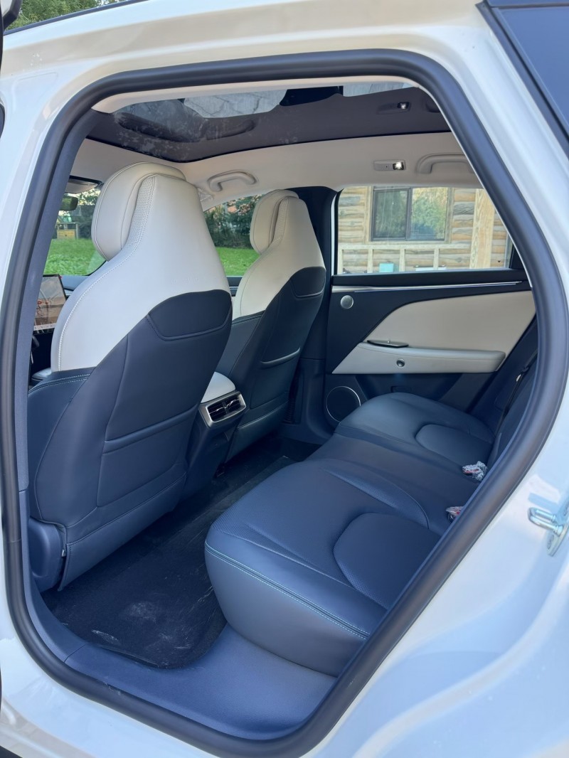 邢台25年极狐汽车阿尔法2