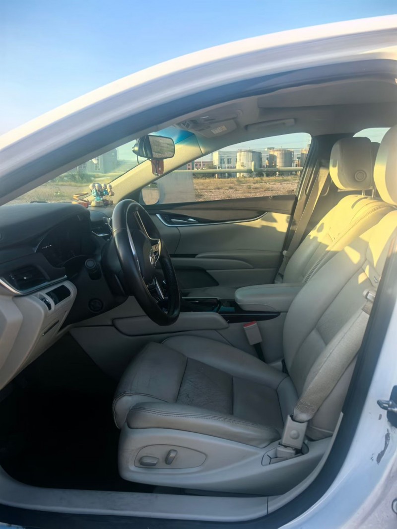 苏州15年凯迪拉克XTS5