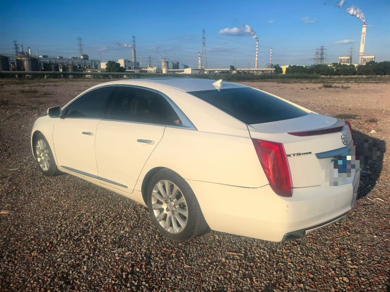 苏州15年凯迪拉克XTS9