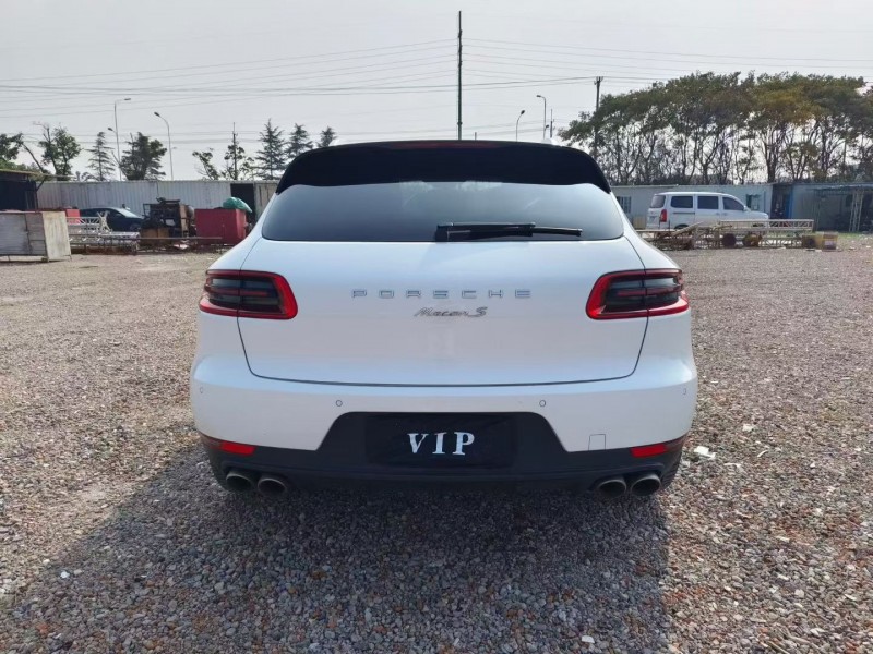 苏州17年保时捷Macan7