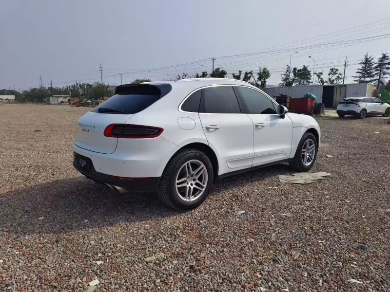 苏州17年保时捷Macan8