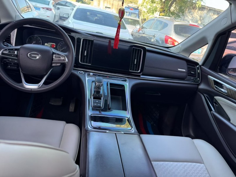 邢台23年传祺M84