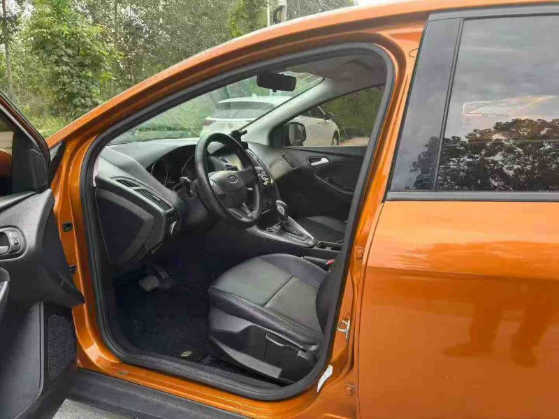 徐州17年福特福克斯6