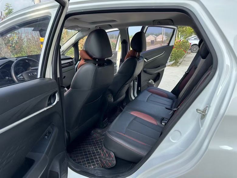 徐州20年吉利远景6