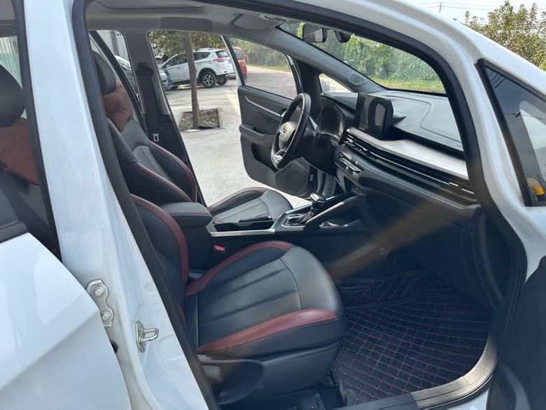 徐州20年吉利远景8