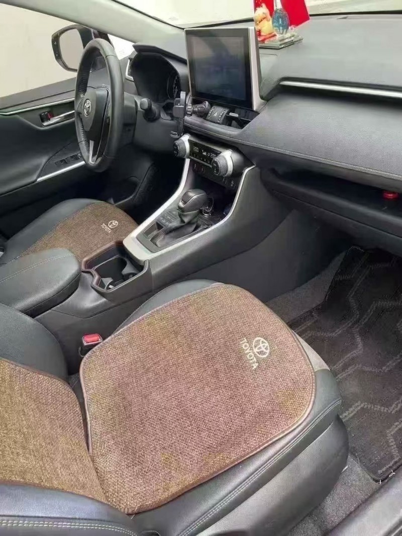 无锡23年丰田RAV44
