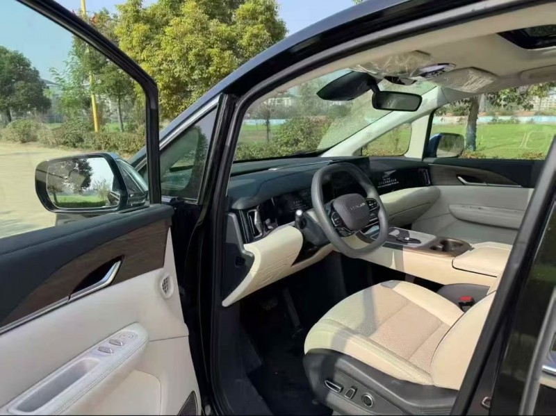 徐州25年合创汽车V097