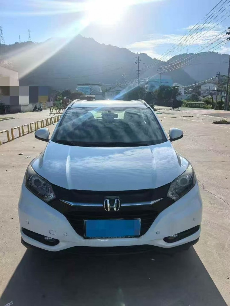 温州17年本田缤智1