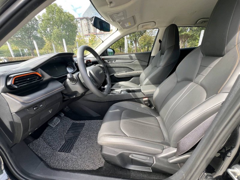 漳州25年东风风行6